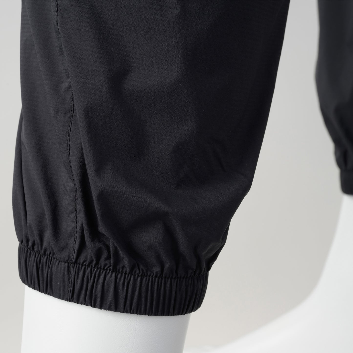 100A WINDSHELL PANTS